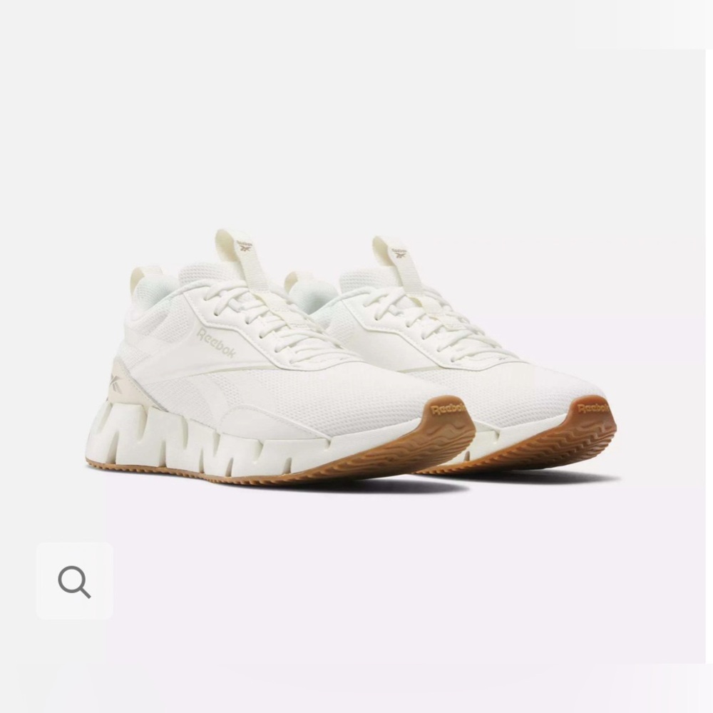 Reebok Cream Sneakers with Brown Sole - Picture 1 of 11